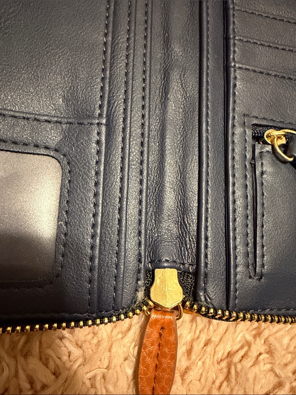 Miche Zip Around Organizer Wallet Denim Blue Cognac Tan Gold Hardware EUC - Picture 9 of 9
